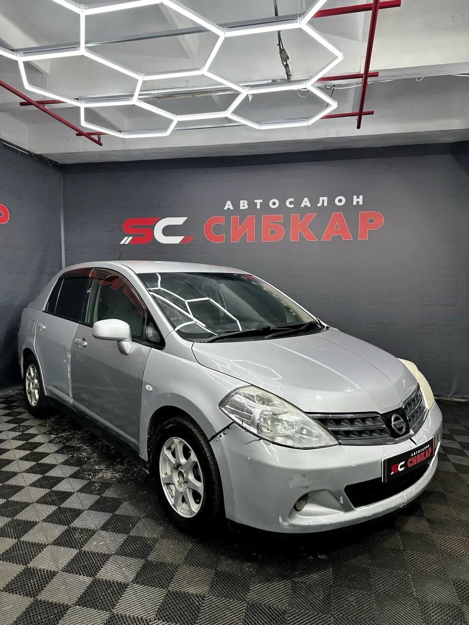Nissan Tiida Latio